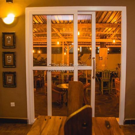 Boulevard Inn Dar es Salaam Exterior photo